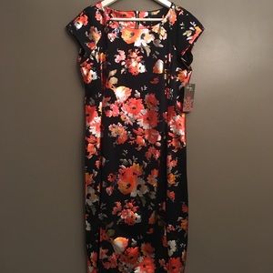 NWT Floral Foil Printed Dress